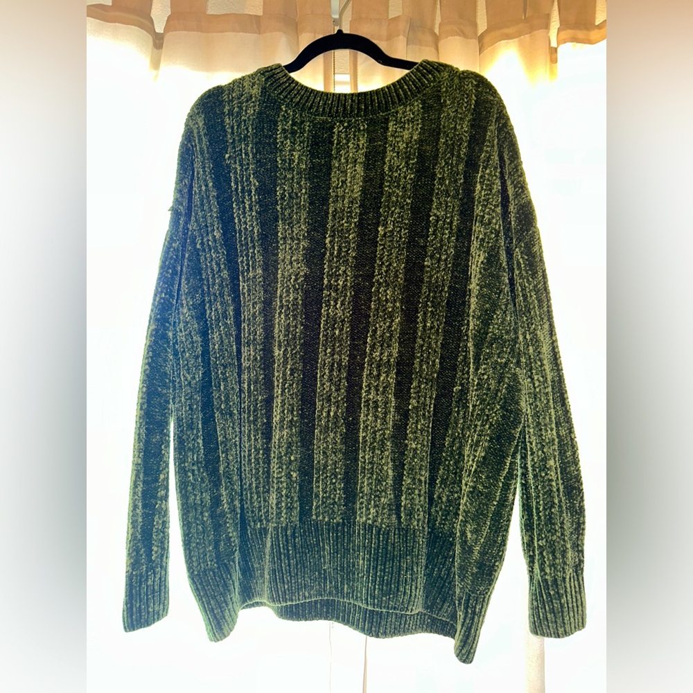 5/$25✨ZENANA PREMIUM Emerald Green Sweater💚💚
